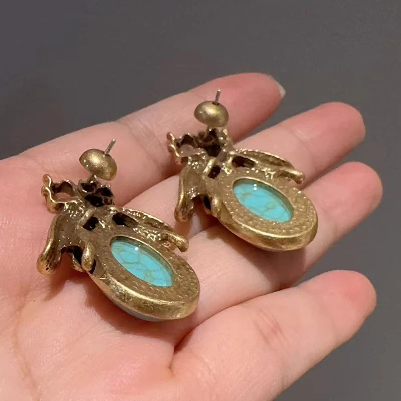 

Large Bee Gold Color Vintage Turquoise Earrings Drop Pendant Rhinestone Unique Pattern Nature Stone For Ladies 2026 Party