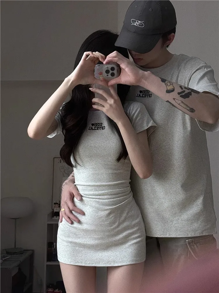 Milan Sle Couple correspondant été ort Sve t-shirt femmes Dr décontracté Version coréenne Polyester fibre a-ligne jupe