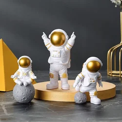 4PCS Astronaut Figurines Resin Spaceman Moon Sculpture Decorative Cosmonaut Statues Miniatures Gift for Kids Toy Home Decor