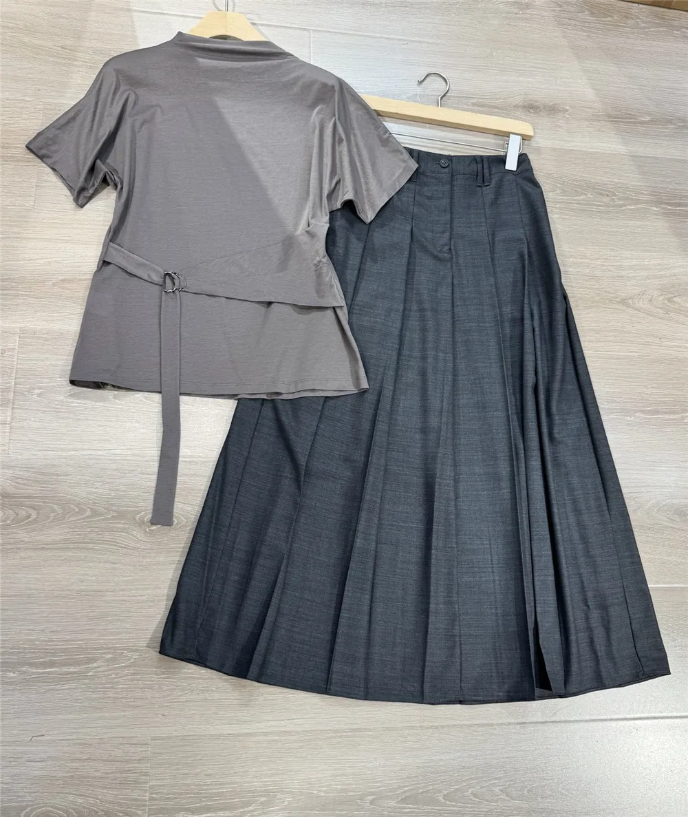 

Women's O-Neck Cotton Short Sleeve T-Shirt Top+ High Waist Wool Pleated A-Line Skirt Elegant Suit