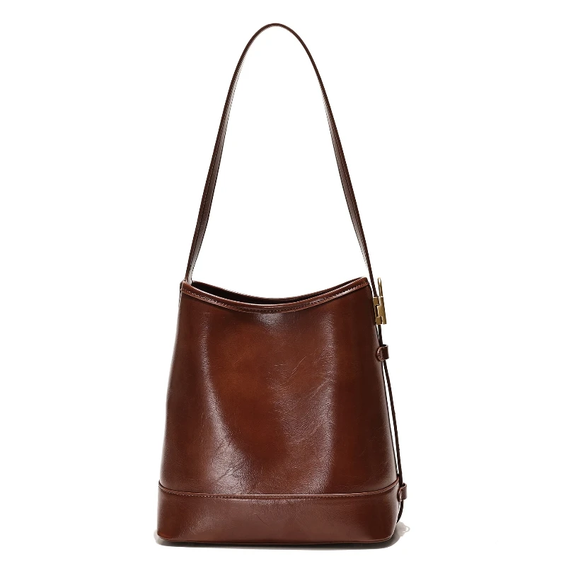 

New Bucket Bag for Autumn/Winter 2025, Retro Large-capacity Underarm Bag, Versatile Single-shoulder Crossbody Bag for Commuting
