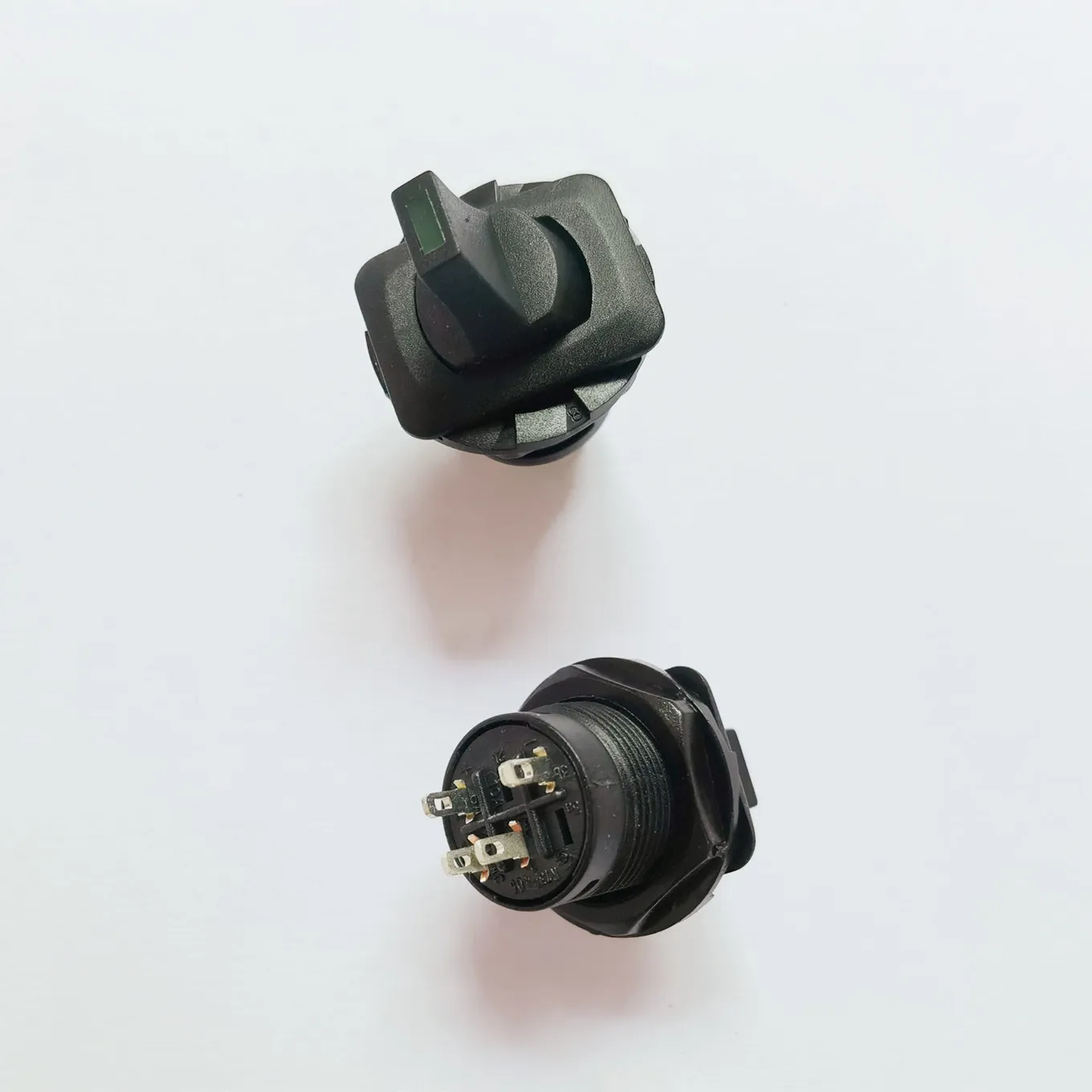 Original new 100% import DIY car refitted switch R13-405AL with lamp rocker toggle switch red light green light
