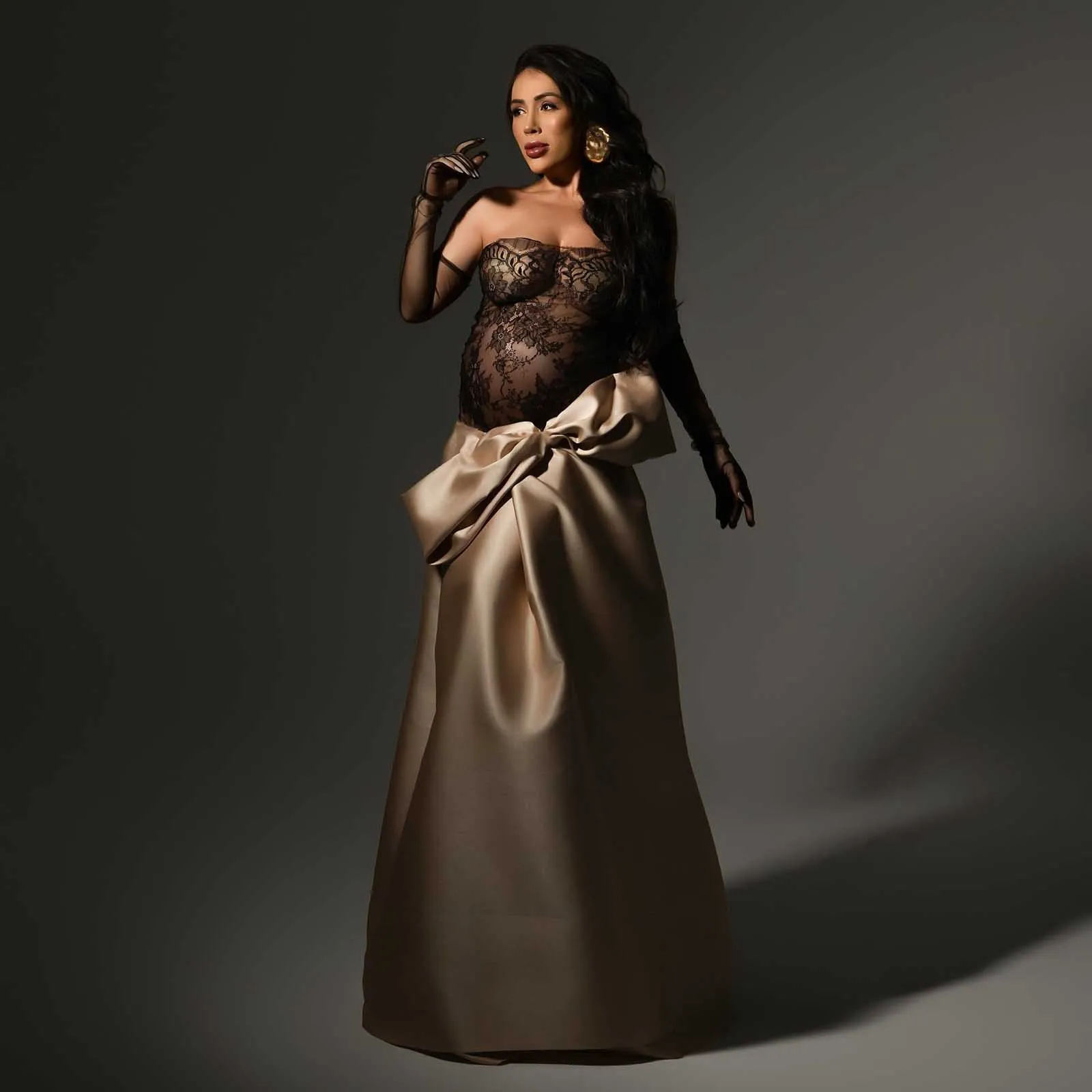 جديد وصول الشمبانيا ملابس للحمل الدانتيل مشد عقدة من الساتان جميلة النساء الحوامل ارتداء فستان حمل التقطت الصور مخصص