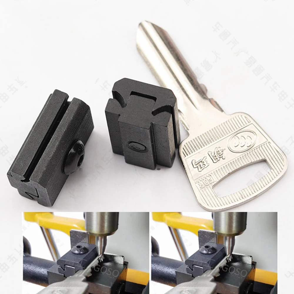 JMCKJ 2PCS/Lot Universal Semicircular key embryo fixture clamp For Vertical key machines accessories Yuema key duplicating