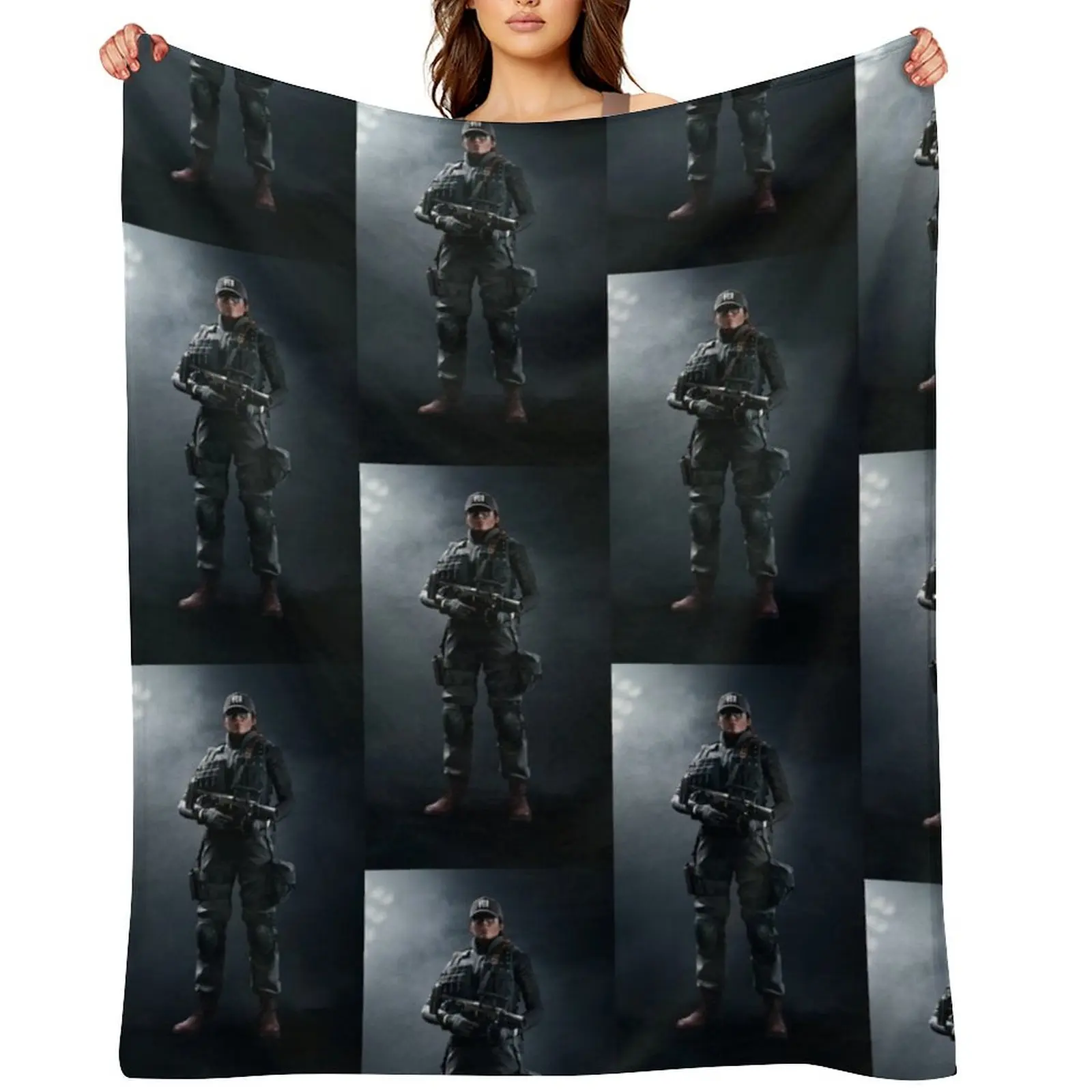 R6 Throw Blanket Fo…