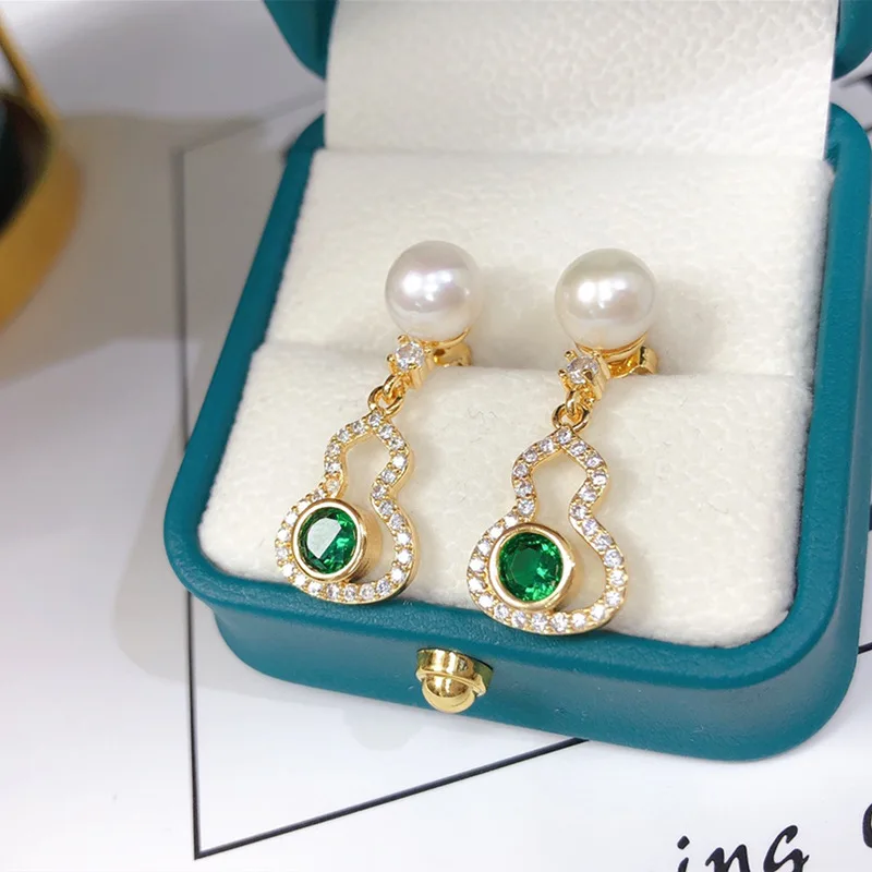 Natural Freshwater Pearl Stud Earrings - Versatile Affordable Luxury Fashionable Accessories Minimalist & Unique Design