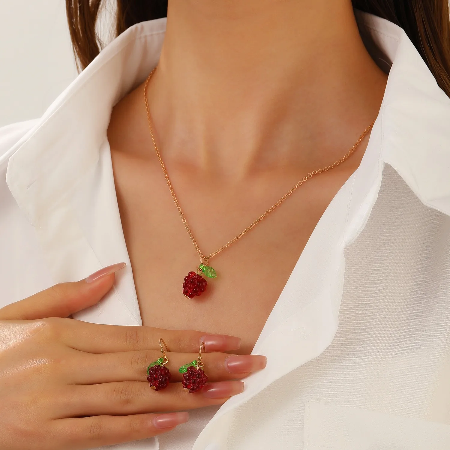 Fashion Raspberry Shape Jewelry Set Women\'s Necklace Stud Earrings Beautiful Birthday Gifts