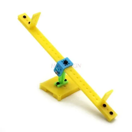 handmade fisica gangorra modelo brinquedo tecnologia infantil pequena producao pequeno artesanato jardim de infancia jardim de infancia faca voce mesmo assembleia toy 01