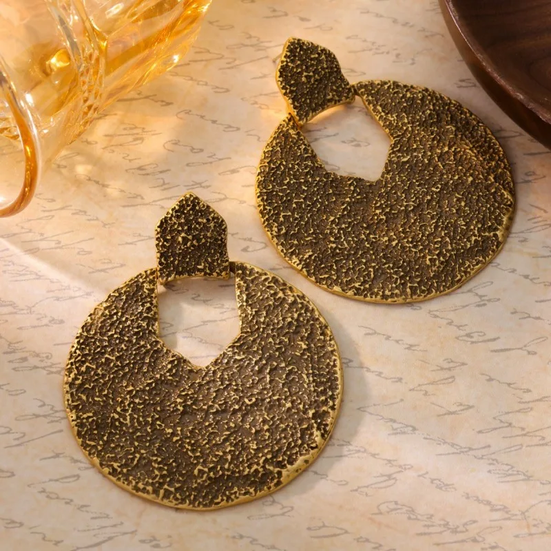 

Modern Jewelry European and American Design Metal Geometric Round Earrings For Women Party Gifts Cool Trend Accessories