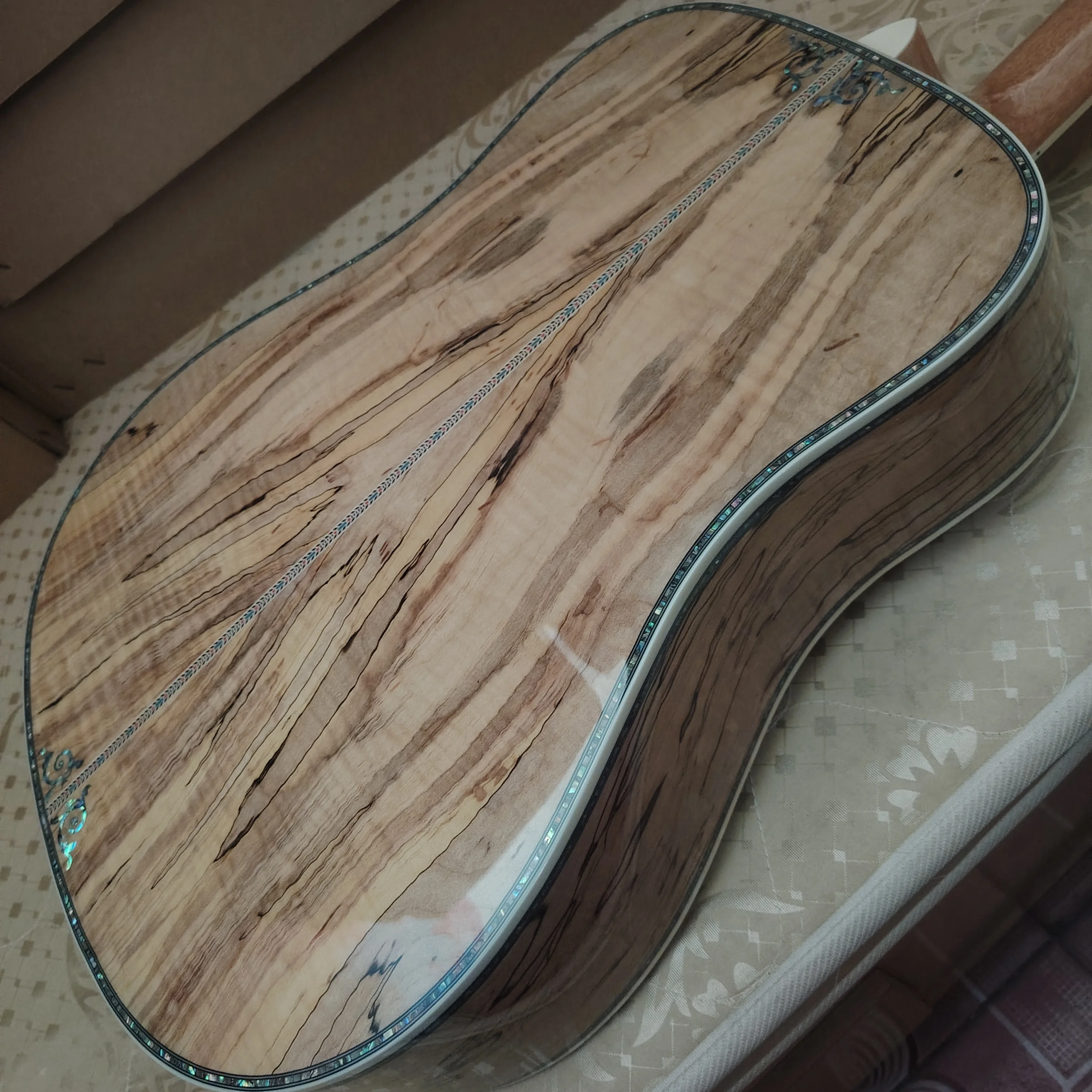 High Quality In Stock Luxury Version Decayed Wood Flame Maple Veneer Acoustic Folk Guitar, Fast Shipping From Local Warehouse In The United States