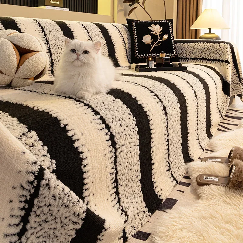 

New Light Luxury Striped Anti Slip Sofa Towel Autumn and Winter Thick Plush Furniture Dust Cover Soft Comfortable Warm Blanket