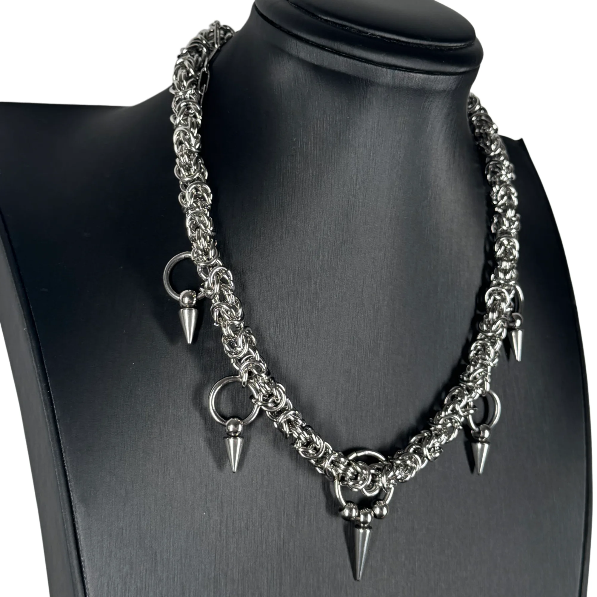 Gothic Punk Cone Spike Choker Necklace Black Agate Tube Bead Rivet Collar for Men Women Grunge Alternative Streetwear Jewelry