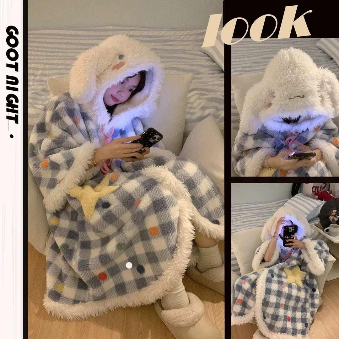 Sweet and lovely girl, soft girl, big eared dog coral fleece hooded nightgown, sleepwear winter new style with fleece warm cloak