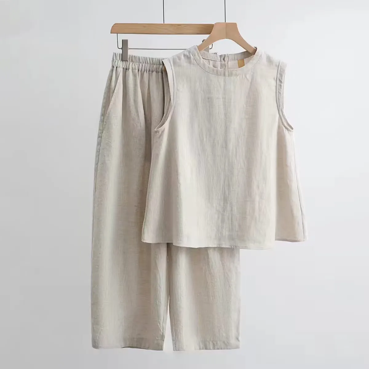 

2026 Summer New Linen Blend 2-Piece Set, Sleeveless Top and Wide Leg Pants, Casual Loose Fit Women's Suit