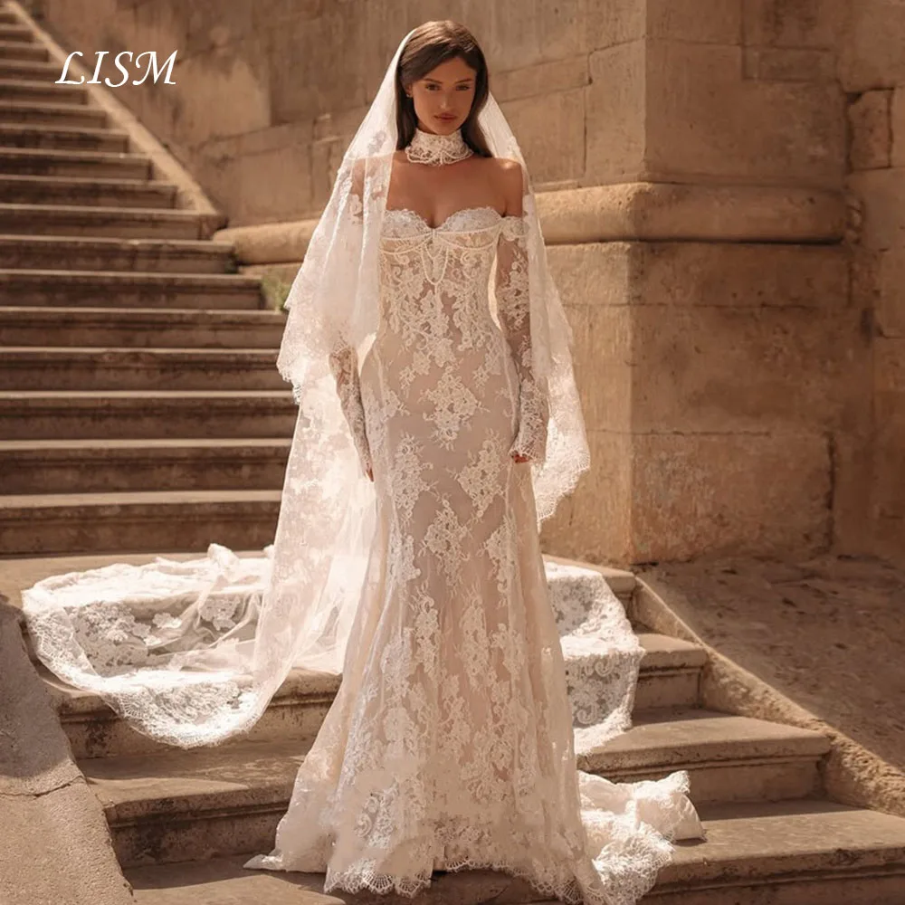 فساتين زفاف LISM فاخرة من الدانتيل مع لؤلؤ بدون حمالات قبالة الكتف وأكمام طويلة فستان زفاف مخصص لحفلات الزفاف