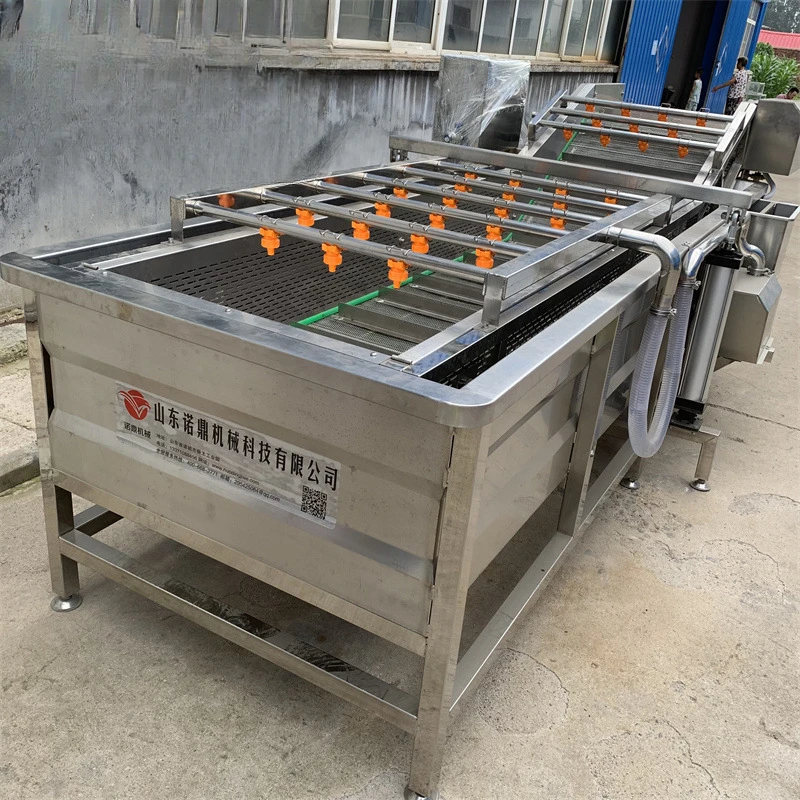 The manufacturer provides a fruit and vegetable cleaning assembly line, citrus cleaning machine, fully automatic spray bubble cl