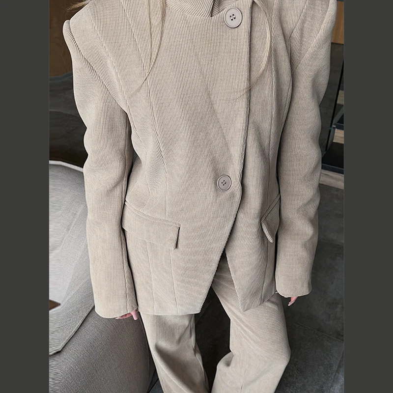 Damen-Hosenanzug 2-teilig, Cord, Stehkragen, seitliche Knopfleiste, Langarm-Mantel, Weite Hose, Herbst-Outfit, Neu – Detail 2