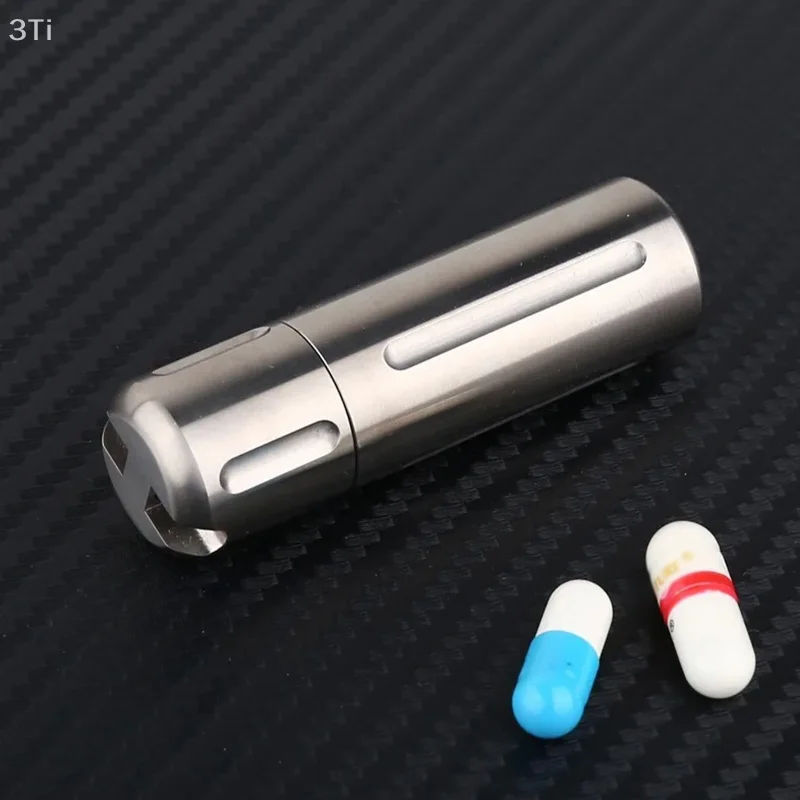ไทเทเนียมกันน้ําปิดผนึกแคปซูลยากล่องคอนเทนเนอร์ขวดพวงกุญแจ Travel Multi-Function กลางแจ้ง EDC เครื่องมือ