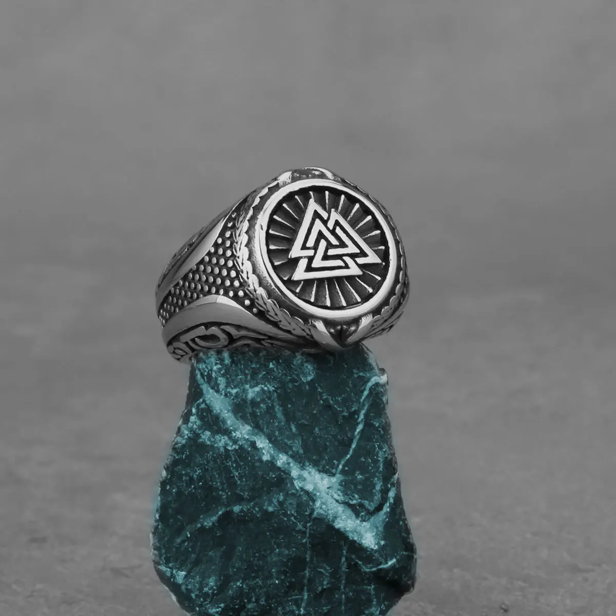 Stainless Steel Vintage Viking Norwegian Rune Ring Men\'s Fashion Valknut Amulet Hip Hop Biker Ring Simple Jewelry Wholesale