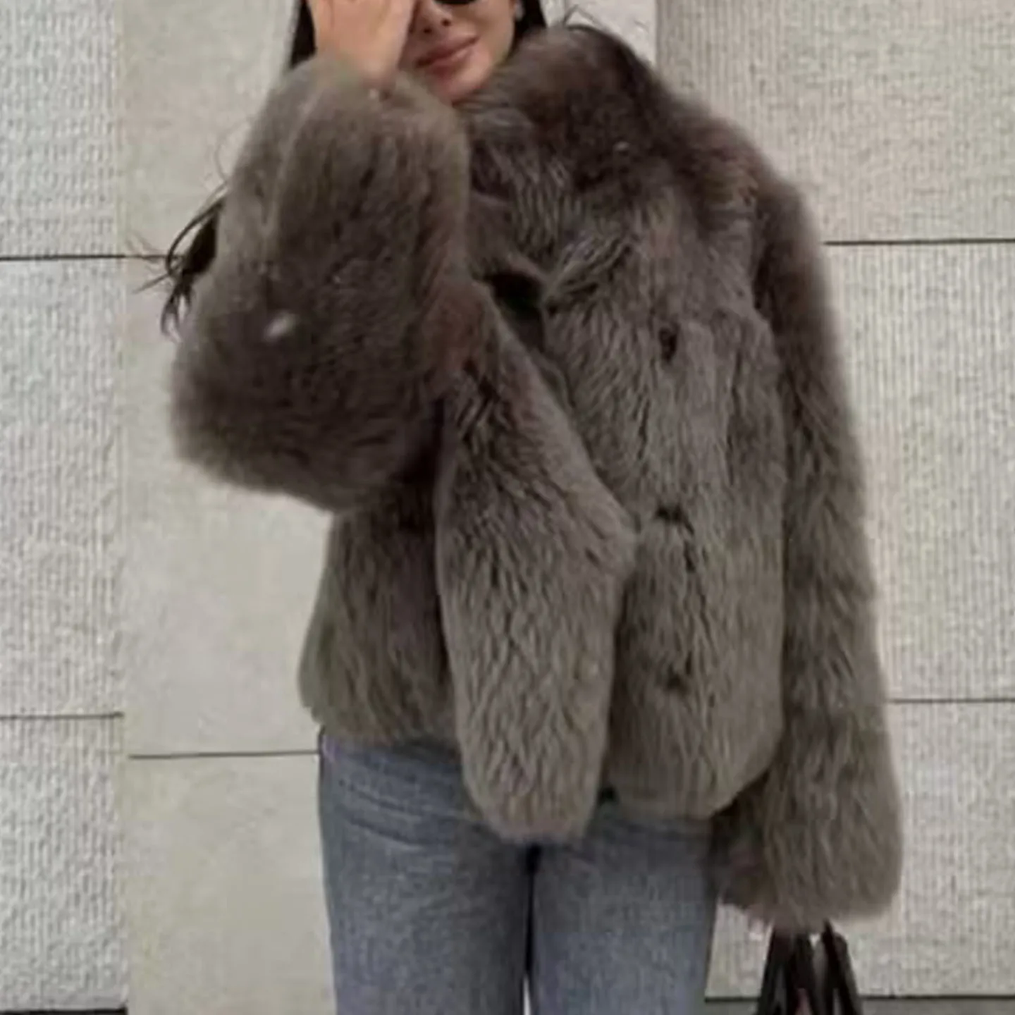 Długi płaszcz z futra Ele Long Sve, damski, modny, młodzieżowy, dopasowany krój, nowość na zimę 2025, skóra marki Sle Z