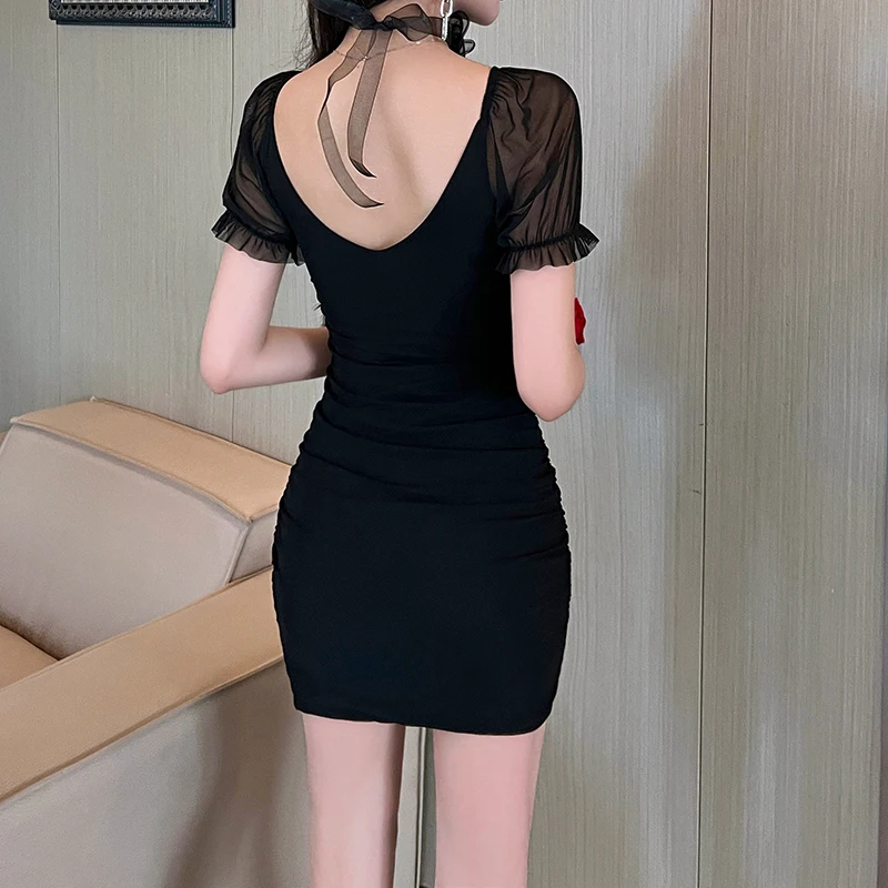 Abrini V-Neck Backless Sexy Bodycon Dress Women Mesh Short Sleeve Slim Holiday Dress Pleated Party Nightclub Vestidos Summer