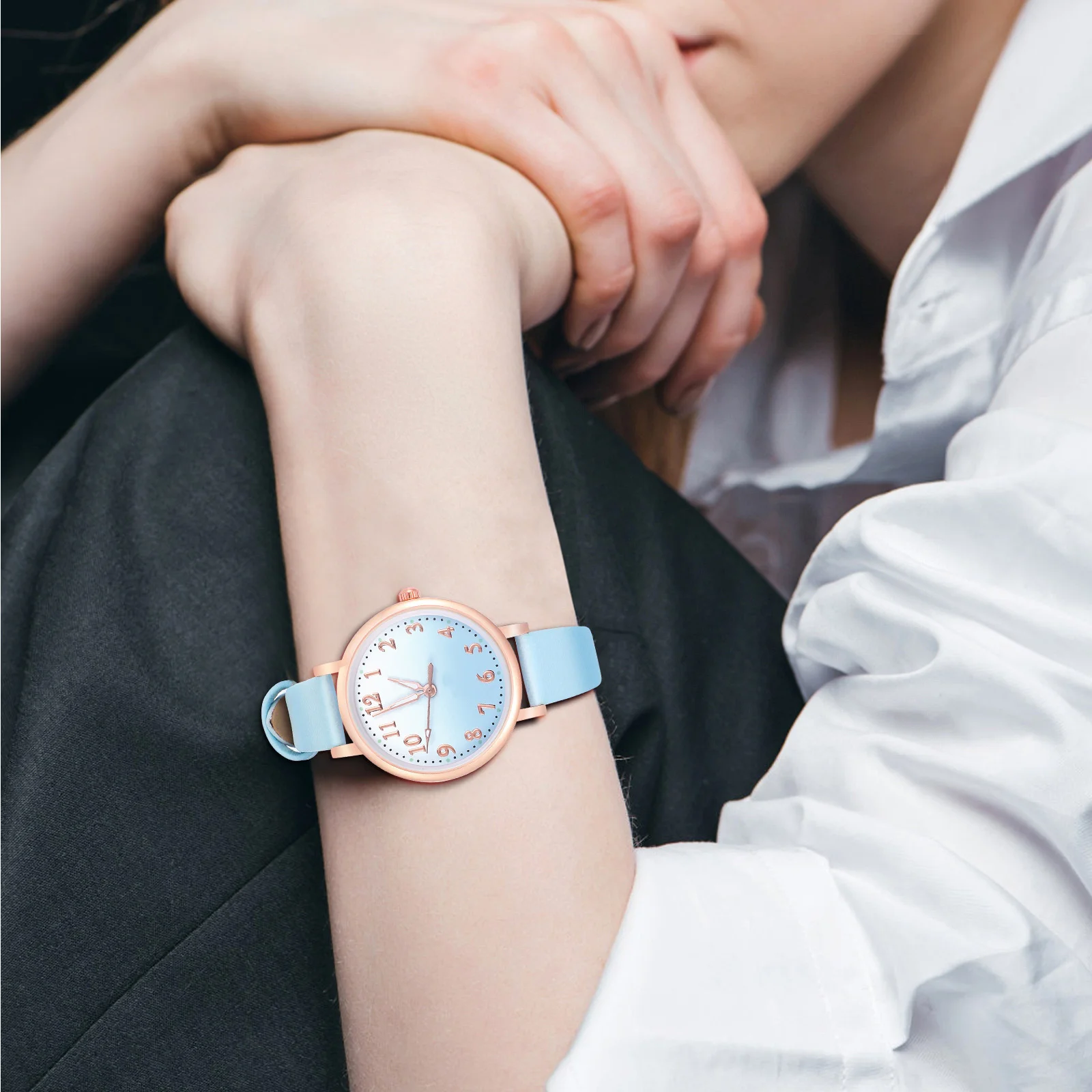 Reloj para niños Movimiento de cuarzo Correa de PU Esfera luminosa Reloj analógico elegante para niños Niñas Uso diario