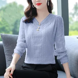 Spring and Summer Women's Fashion Lace V-Neck Tshirt Loose Relaxed Commuter Long Sleeve Pullover Solid Button Sexy Vacation Tops