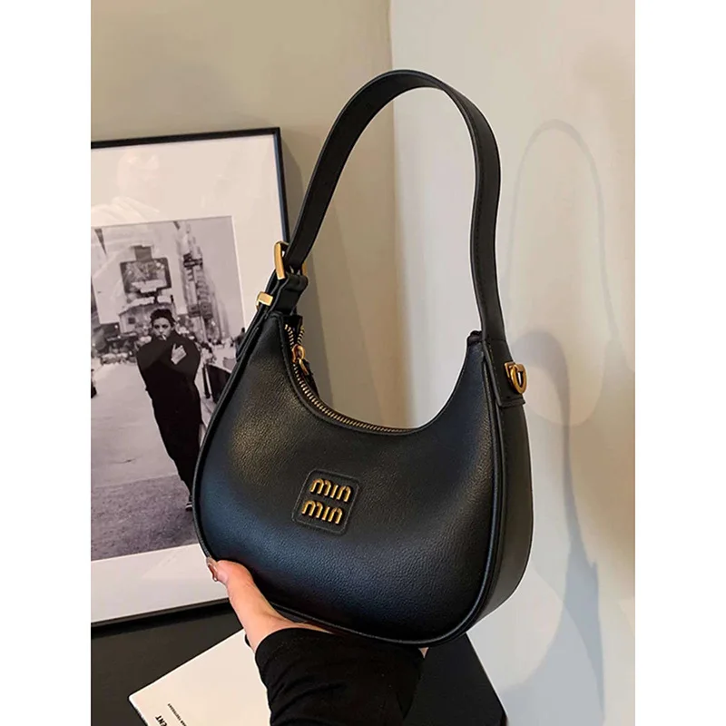 

2026 New designer bags crescent-shaped bags, dumpling-shaped bags, commuter cross-body bags, hand-held bags over the shoulder