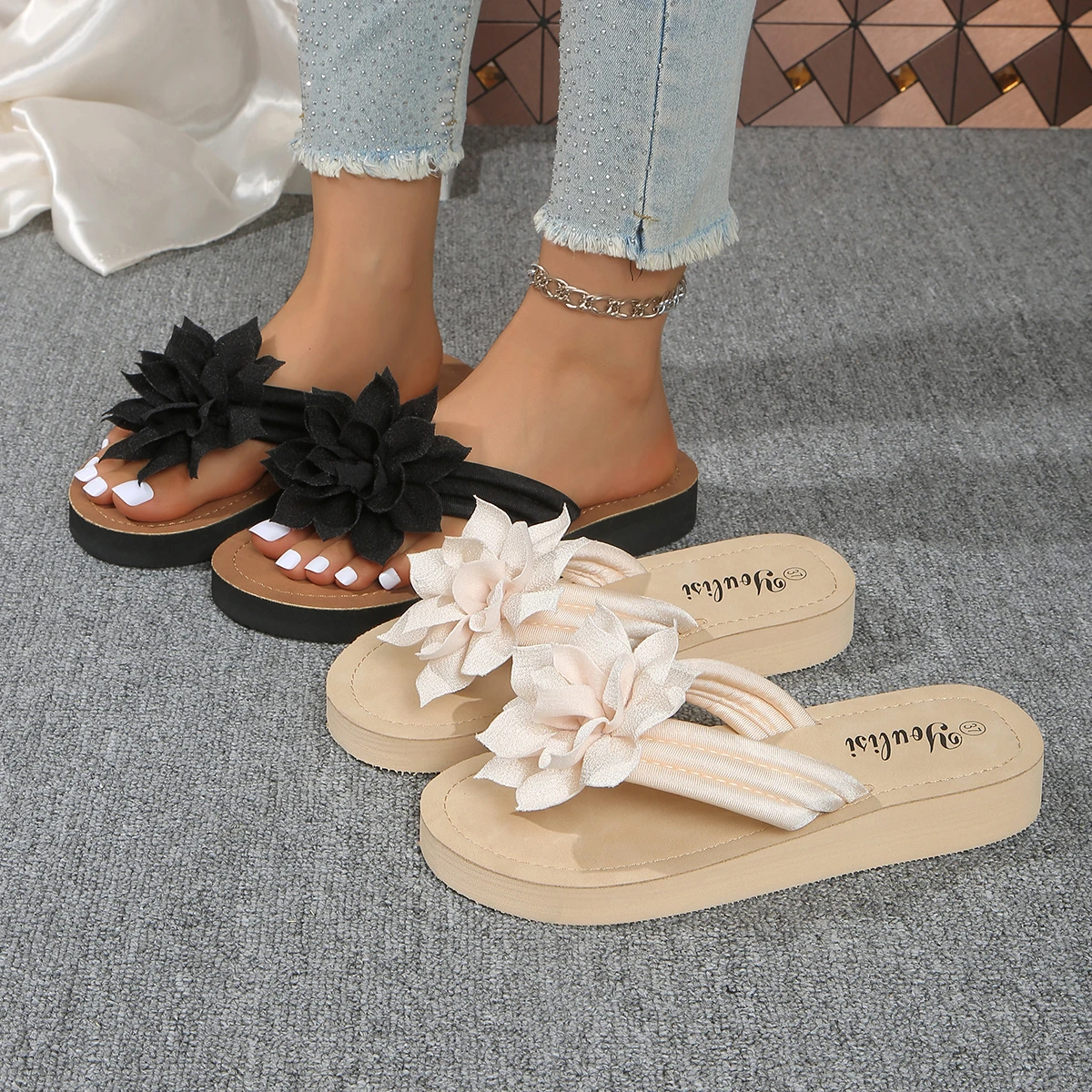 

Женские модные шлепанцы с цветочным декором, удобные сандалии с открытым носком для повседневной носки