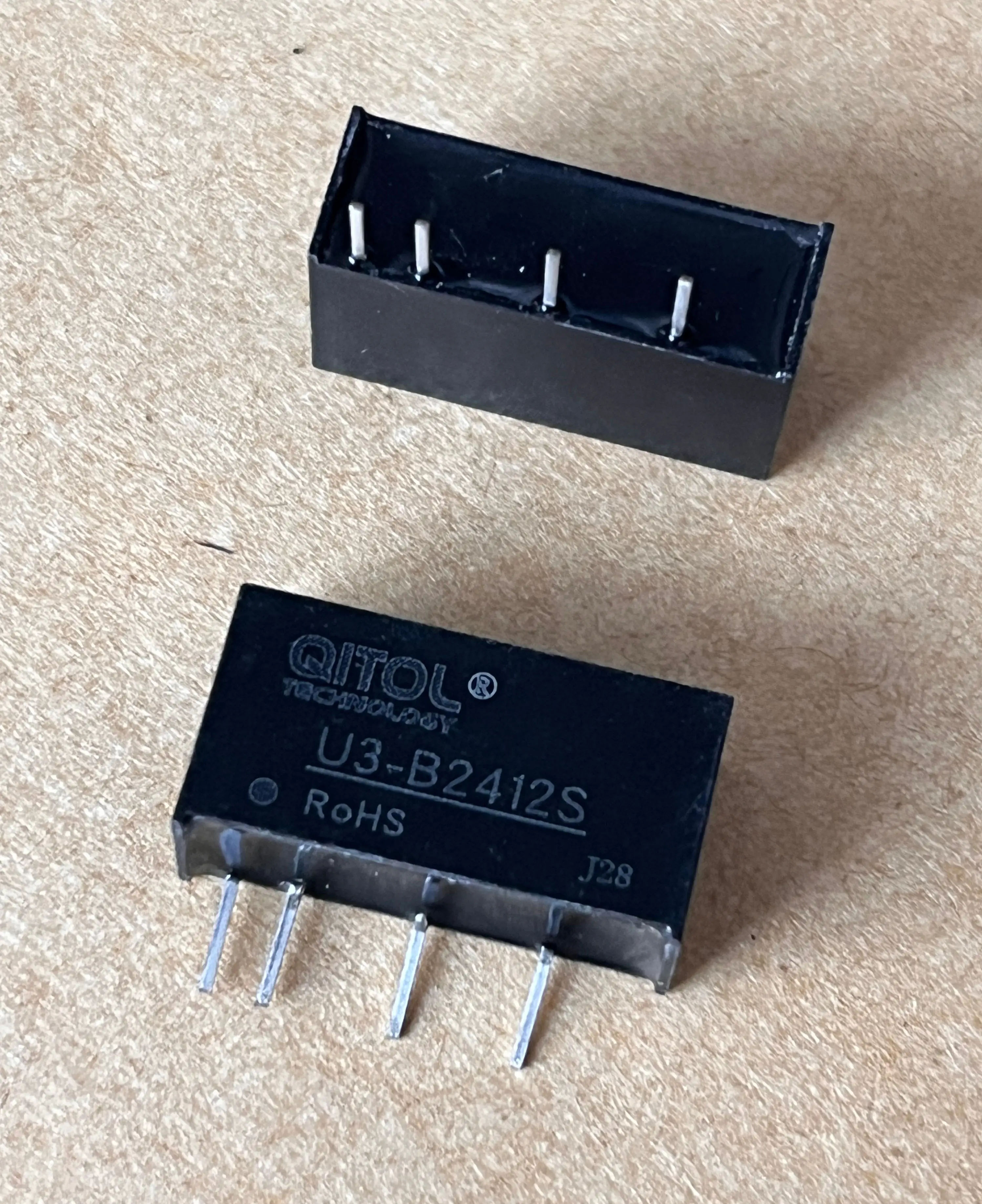 

3W U3-B2412S B2412S-3WR3 DC-DC POWER CONVERTER Switching Step-Down 12VDC Miniature Disconnector Module Isolated DC-DC Power