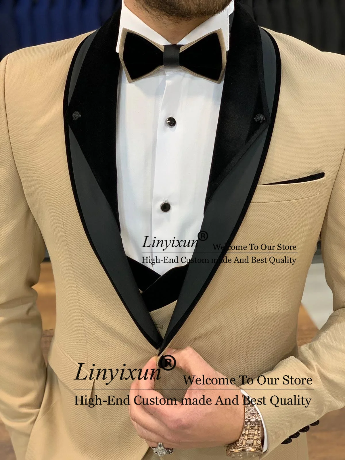 

Fashion Men's Wedding Suit With Black Shawl Lapel Slim Fit Groom Tuxedos 3 Piece Business Male Blazer Sets Costume Homme