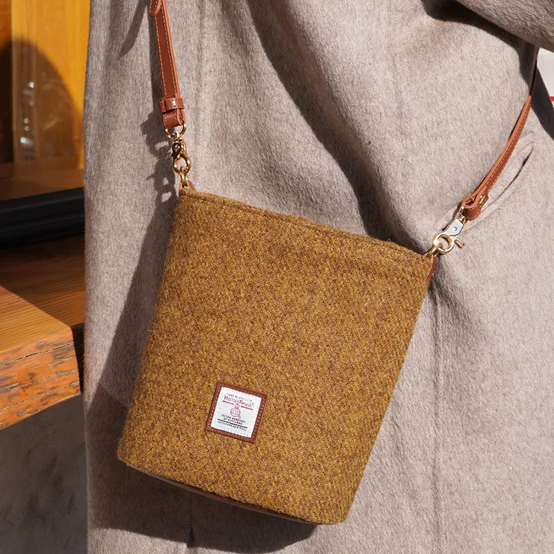 Harris Tweed Zipper Bucket Bag; Harris Tweed Fresh And Simple Handbag; Commuting Shoulder Bag; Crossbody Bag 24.5X20.5CM