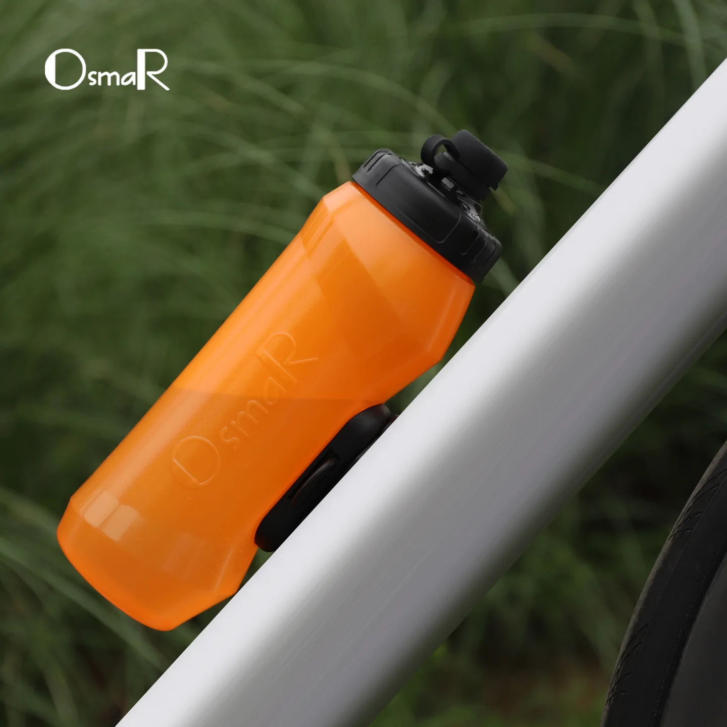 

OsmaR Bicycle Water Bottle Magnetic Base 450ml/600ml/750ml Cycling Water Bottle PE Material With Magnetic Quick-Release Mounting