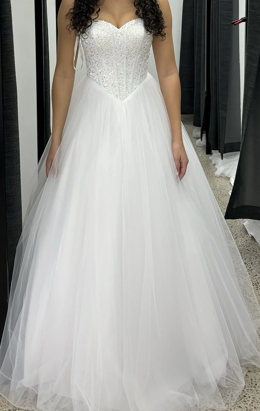 

Beaded Princess Wedding Dress Sweetheart Neck Corset A Line Ivory Tulle Bridal Gown Floor Length Robe De Mariee 2025 Customized