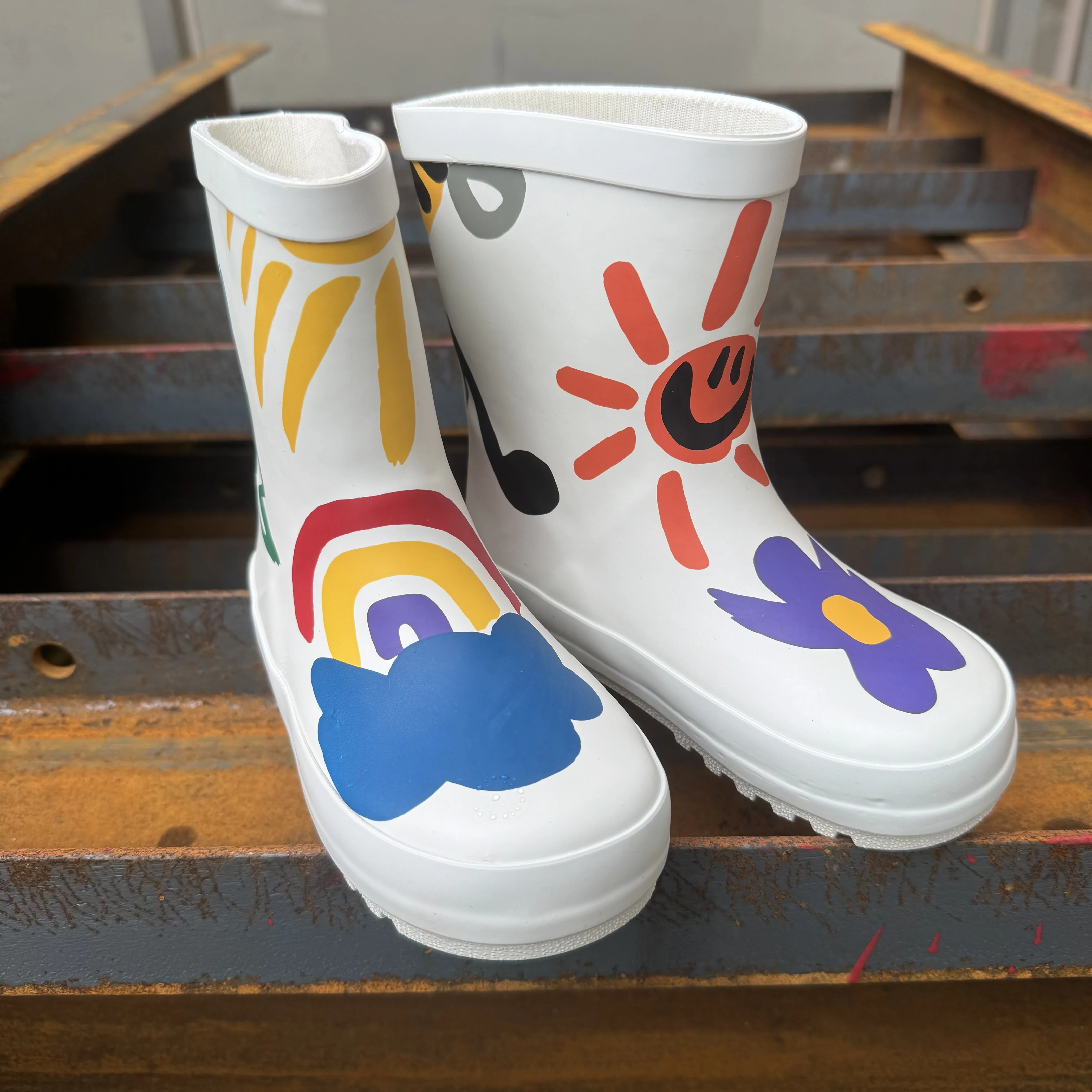 

New cartoon kids White Rain Boots Student Rain Boots Family Matching Shoes women Children's Fashionshoes