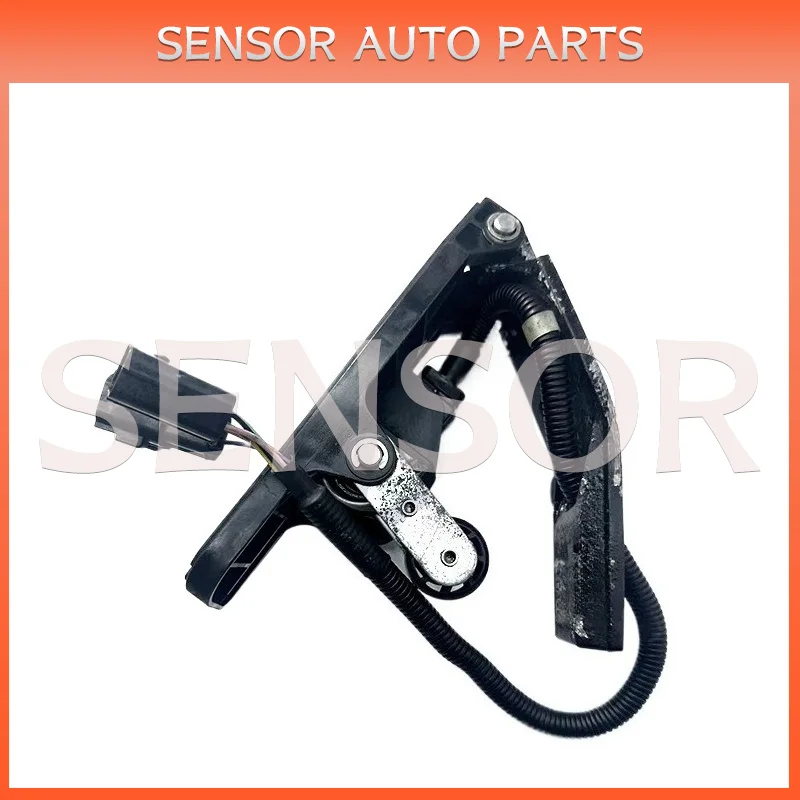 Foot Pedal KOMATSU Throttle 3BA3769115 FZ3-114-381 for Komatsu FB series electric forklifts FB10~FB30, 11th generation, 12th