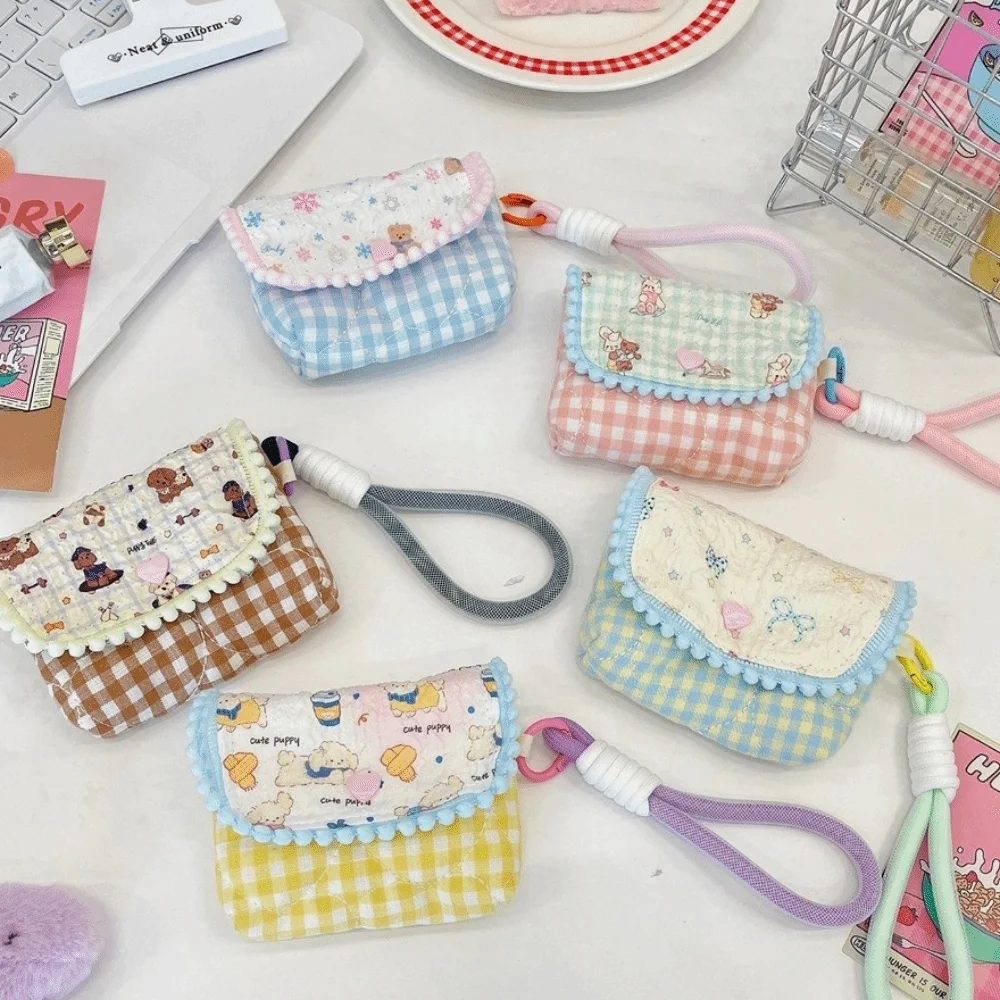 Korean Ins Style Polyester Cartoon Printed Coin Purse Portable Zipper Card Holder Plaid Pattern Hand Strap Small Pouch Keys