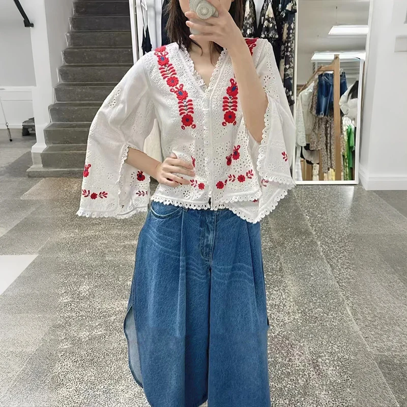 

Spring Summer New Women's White Embroidered Bell Sleeve Long Sleeve V-Neck Loose Short Cotton Linen Shirt French Style Loose Fit