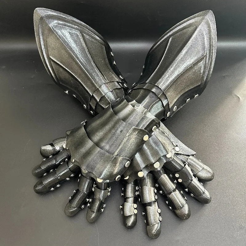 gants-de-travail-lourds-en-armure-mecanique-cyberpunk-–-Equipement