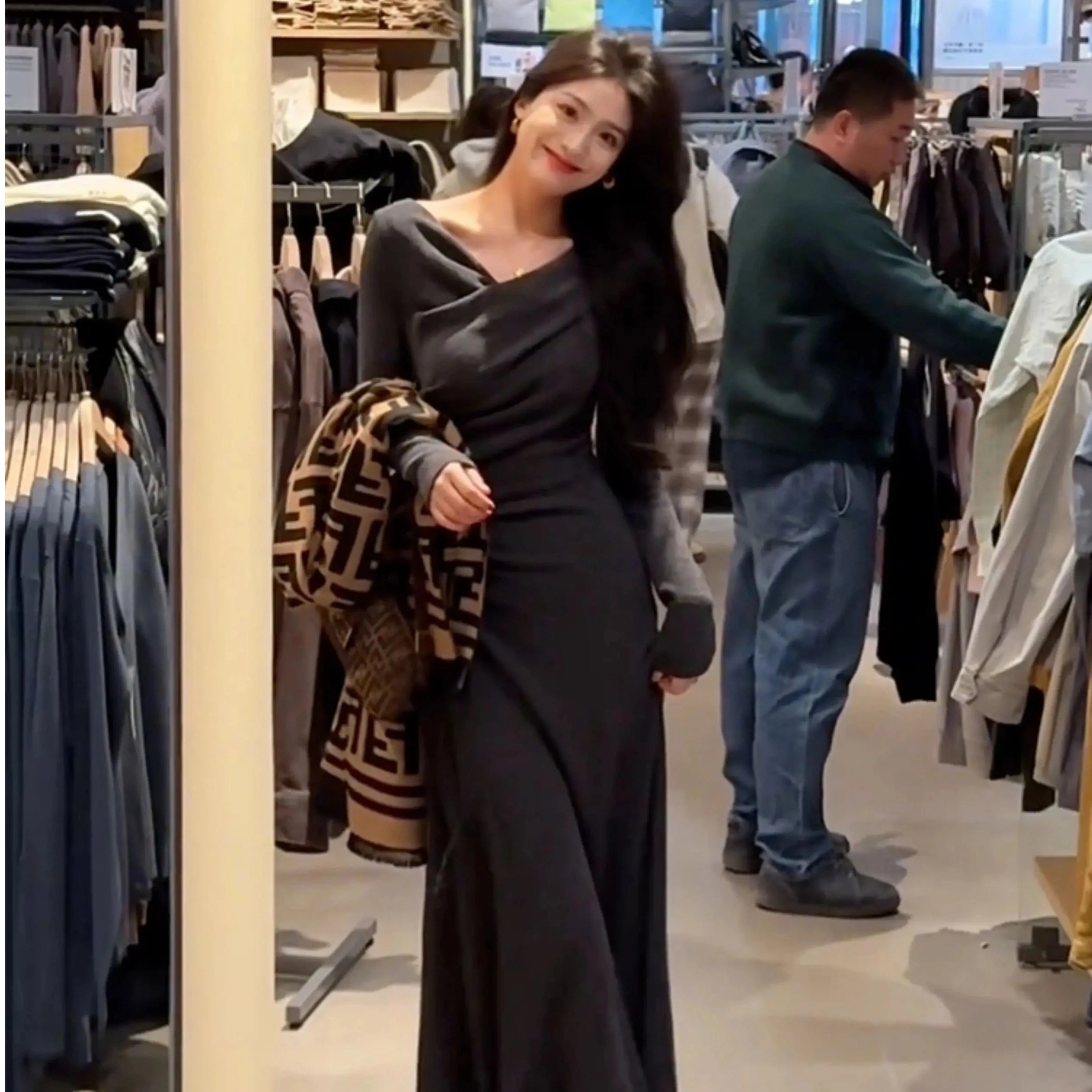Gray Wrap around Dress Women's Fashion Early Spring Inner Wear Base Layer Long Skirt City Walk Style Three Quarter Sleeve Dress
