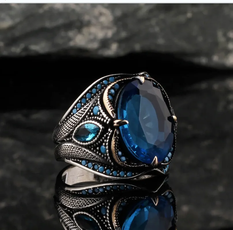 Vintage Oval Inlaid Blue Zircon Stones Men Rings Retro Silver Color Metal Carving Punk Rings Jewelry