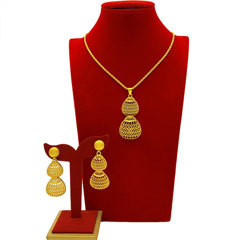 

Dubai Style Heart Necklace and Earrings Set for Women 24K Gold Plated African Indian Jewelry for Bridal Wedding Party Gift