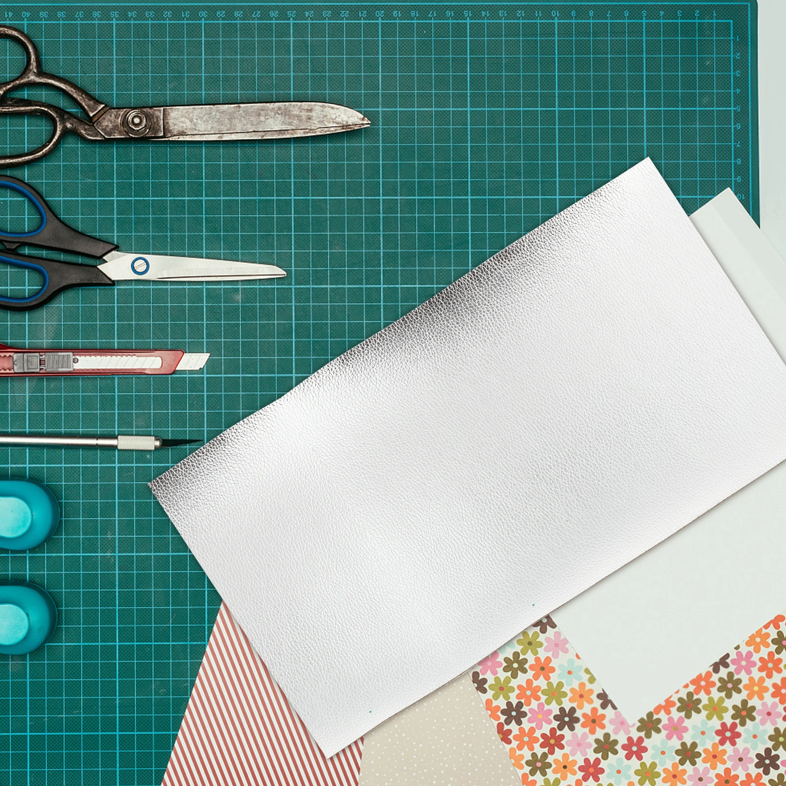 

2 шт. Премиум-листы из искусственной кожи, глянцевая искусственная ткань для рукоделия, изготовления ювелирных сумок, домашний декор, швейный материал