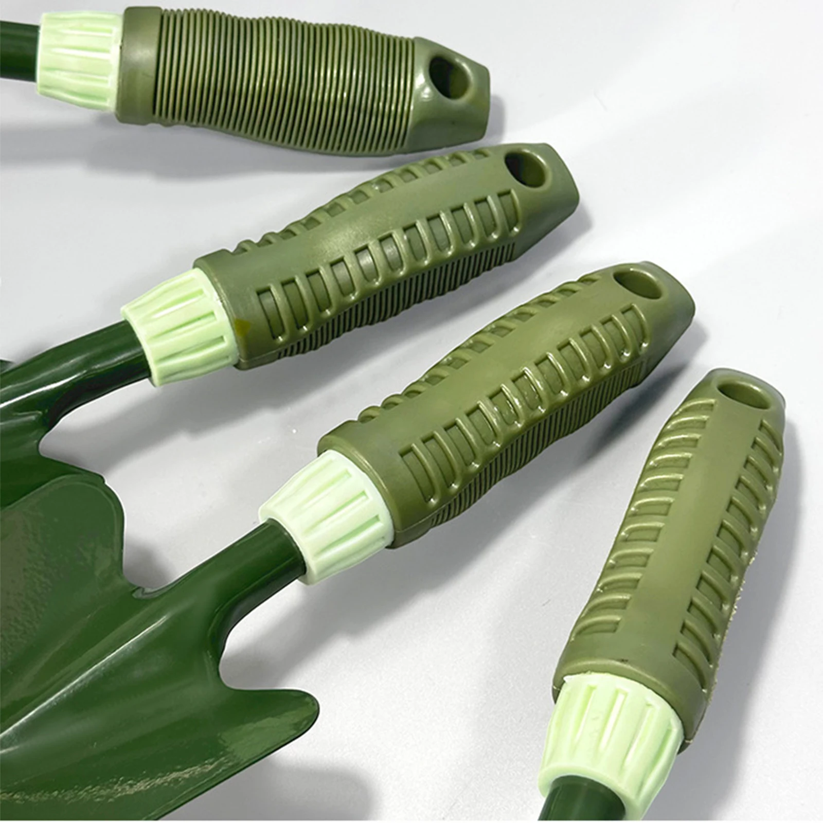 

Набор из 5 легких садовых инструментов: лопатка, совок, грабли и мотыга для копания, прополки и посадки