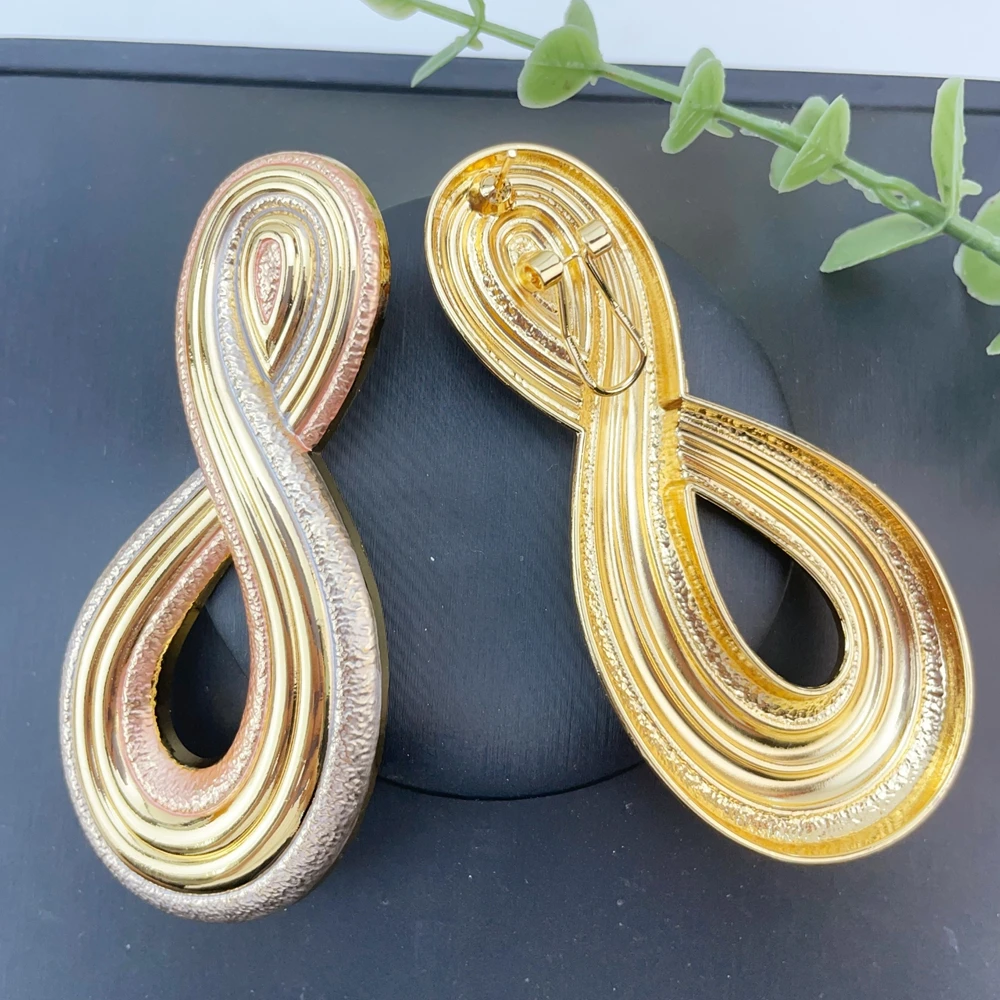 Yuminglai Fashion Luxury Dubai Jewelry Accessories Superior Quality Goldplated Earrings for Women FHK30046
