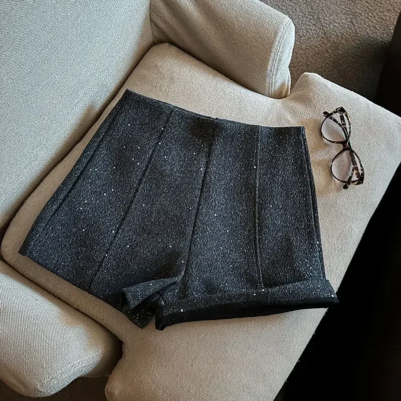 

2025 Early Spring New Black Shorts For Women Y2k High Waist A-line Short Pants Fashion Vintage Loose Wide Leg Shorts