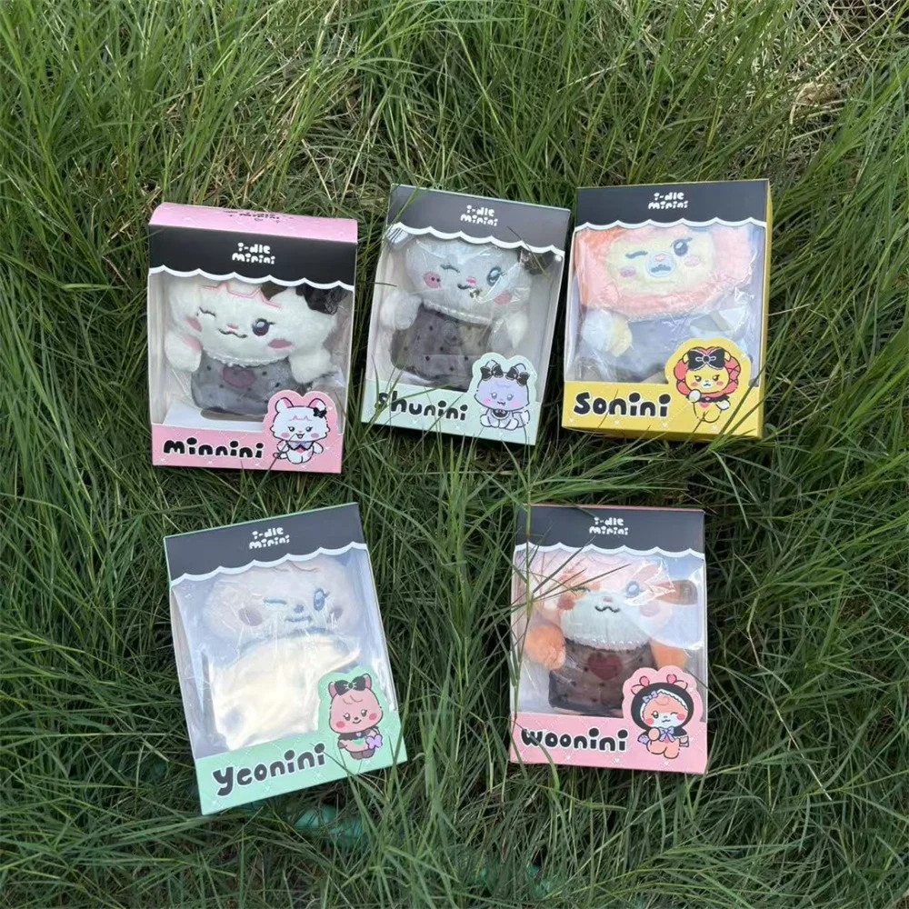 KPOP I-DLE سلسلة مفاتيح قطيفة 15 سنتيمتر GIDLE دمية صغيرة محاصر المنبثقة متجر نفس النمط المفاتيح أغنية Yuqi Ye Shuhua دمى المشجعين جمع #5