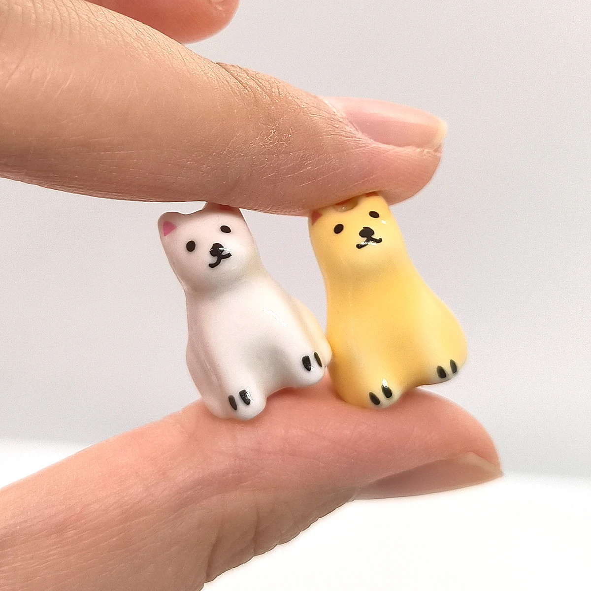 Sitting Dog Ceramic Beads 20mm Yellow White Dog Charms 4pcs 8pcs for DIY Jewelry Making Bracelet Necklace Gift