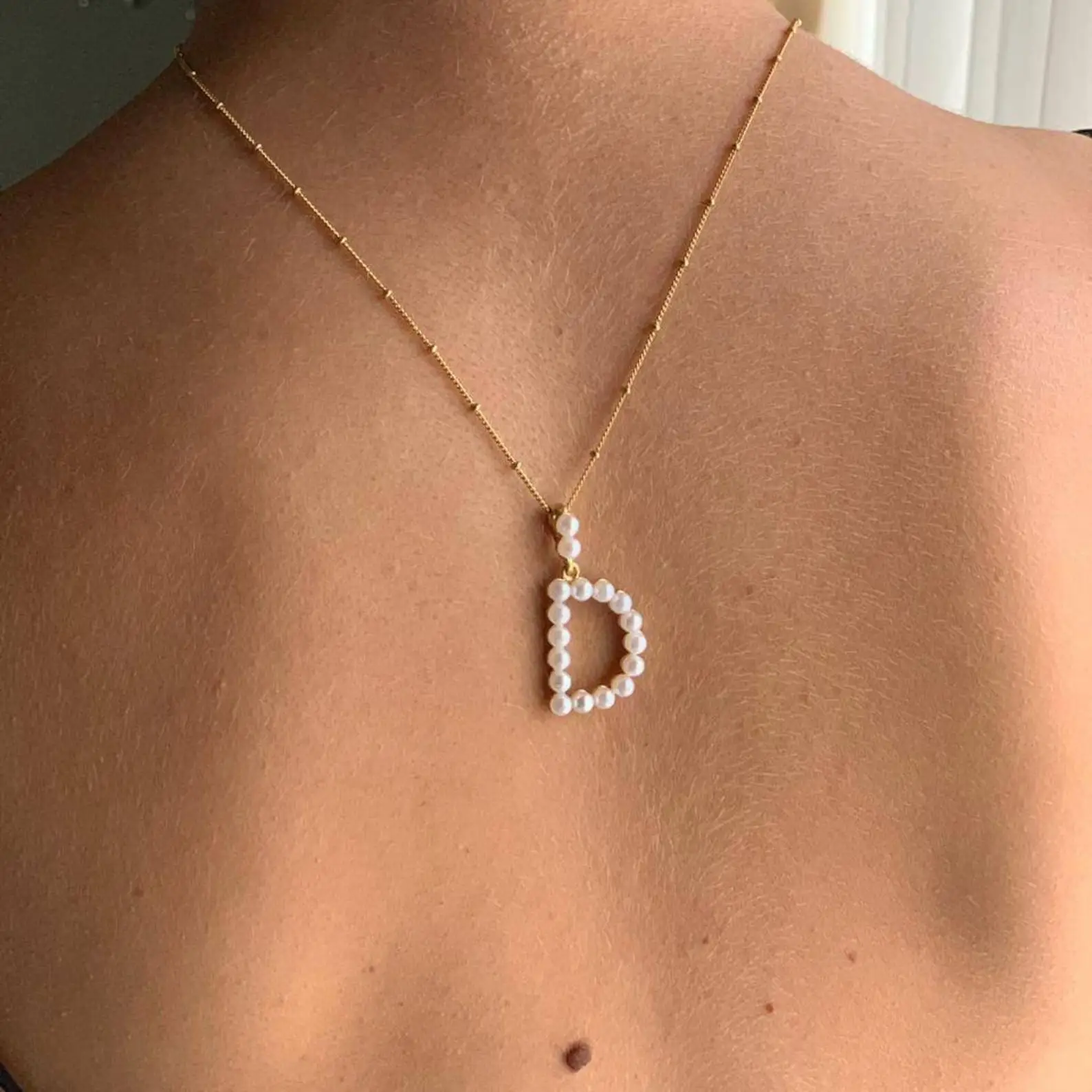 Collier monogramme personnalisé avec pendentif en or initial, perle, superposition, lettre, cadeau pour elle, bijoux de luxe