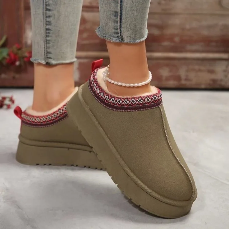 Botines Chelsea de nieve para mujer, zapatillas planas cálidas de felpa corta de piel, zapatos de plataforma, chanclas de algodón, invierno, nueva marca